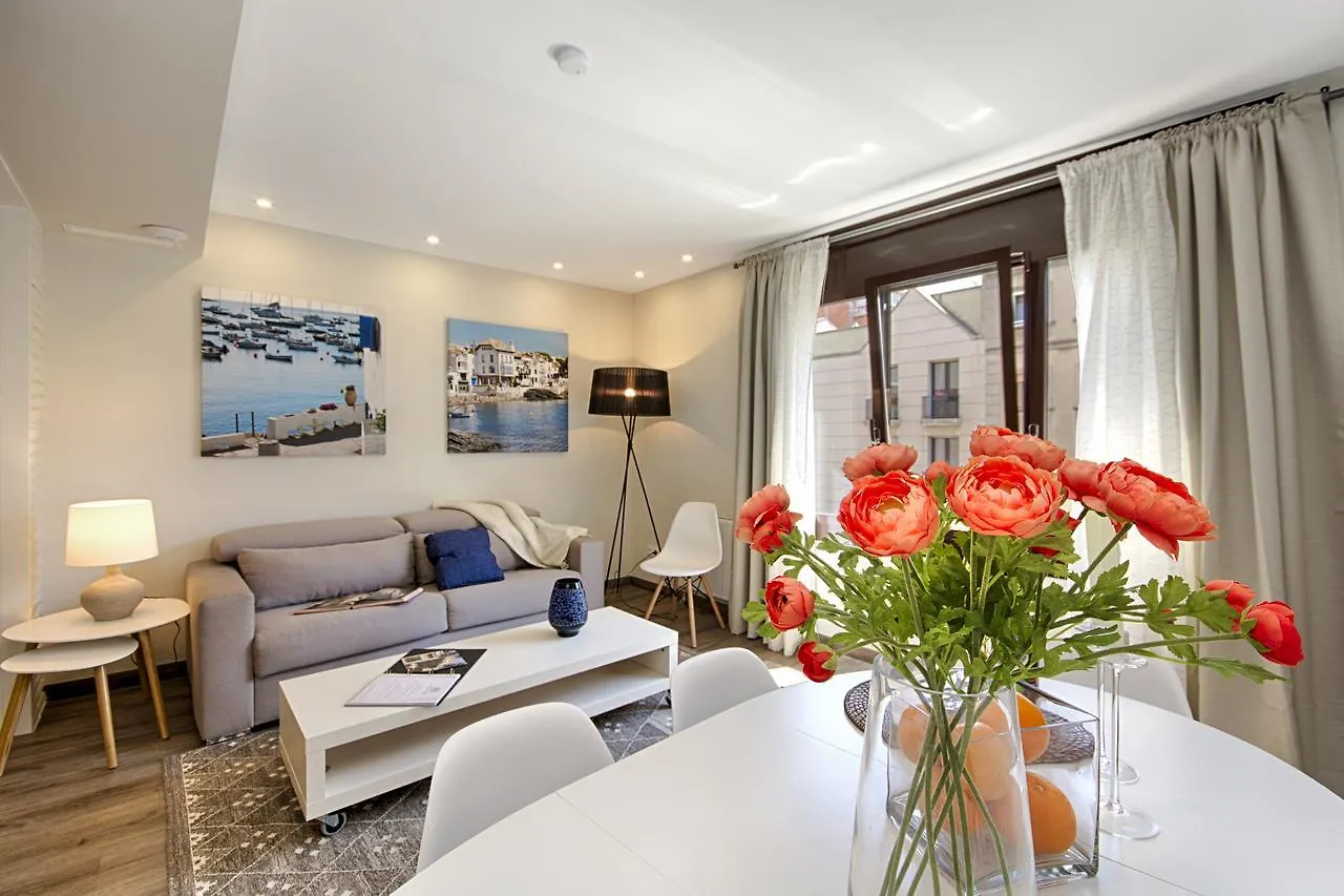 Eixample Building Apartments By Mercedes Heritage Barcelona