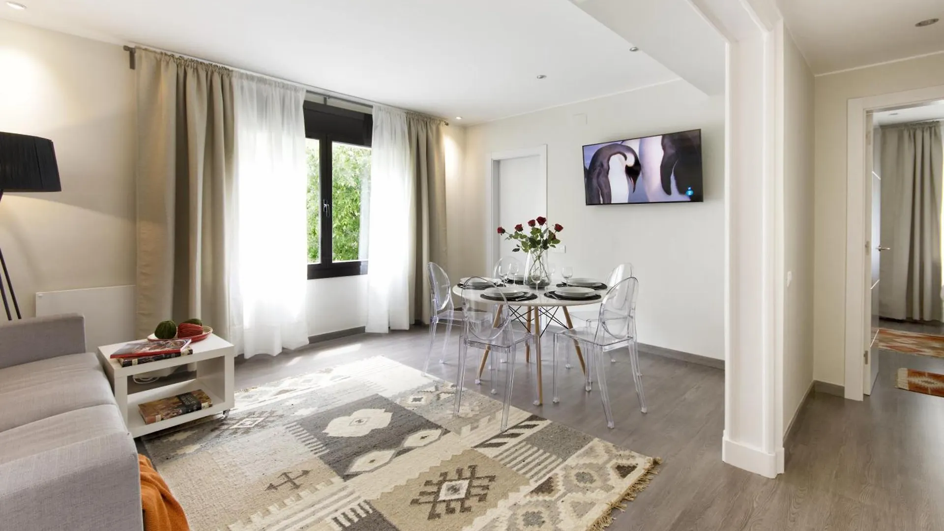 Eixample Building Apartments By Mercedes Heritage Barcelona