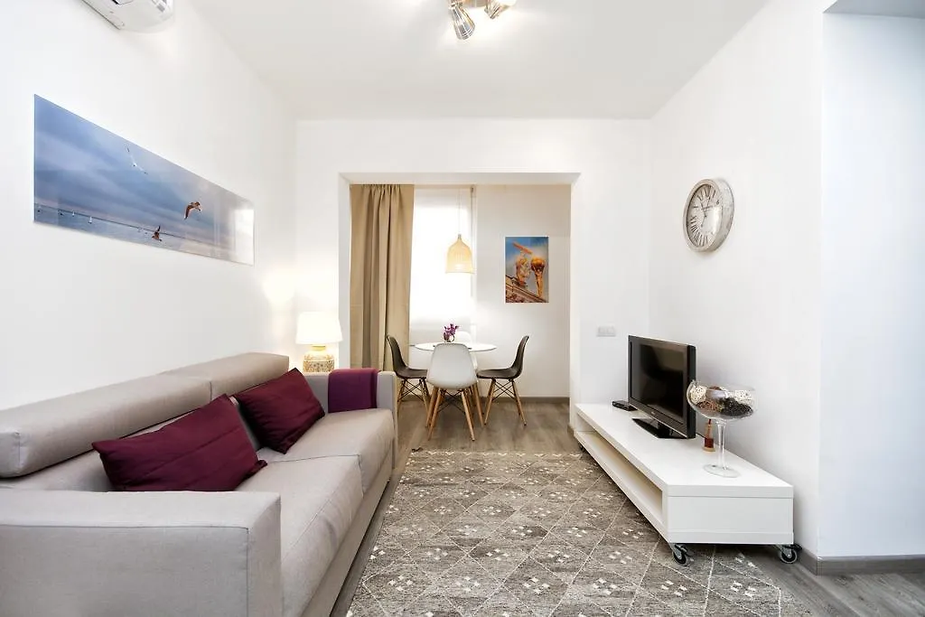 Eixample Building Apartments By Mercedes Heritage Barcelona