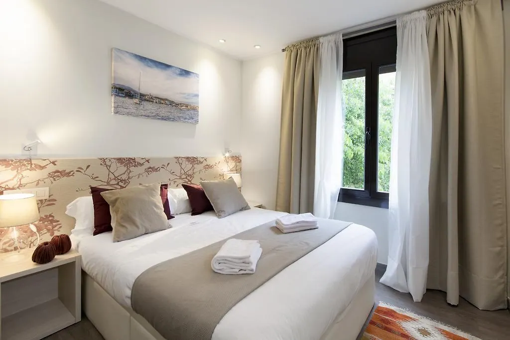 Eixample Building Apartments By Mercedes Heritage Barcelona