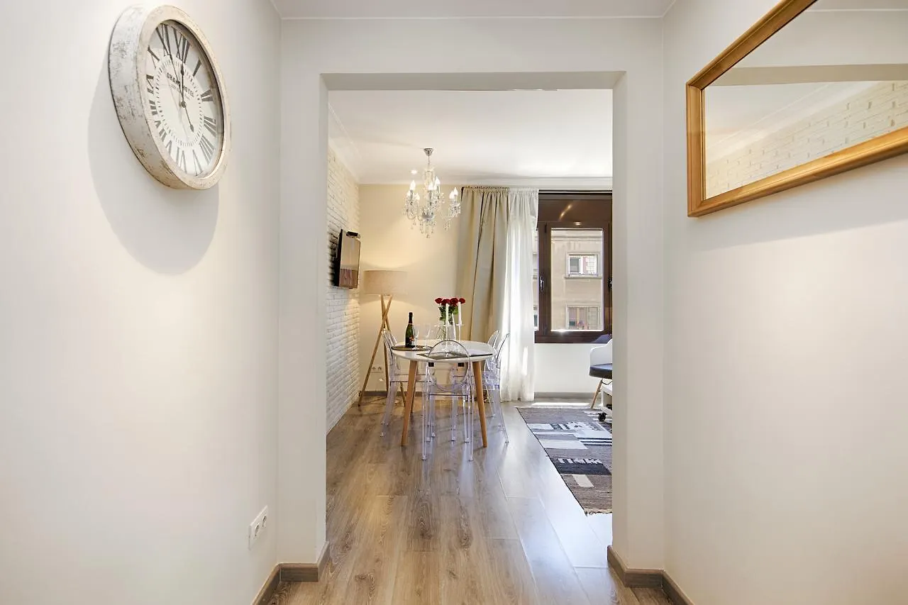 Eixample Building Apartments By Mercedes Heritage Barcelona Espanha