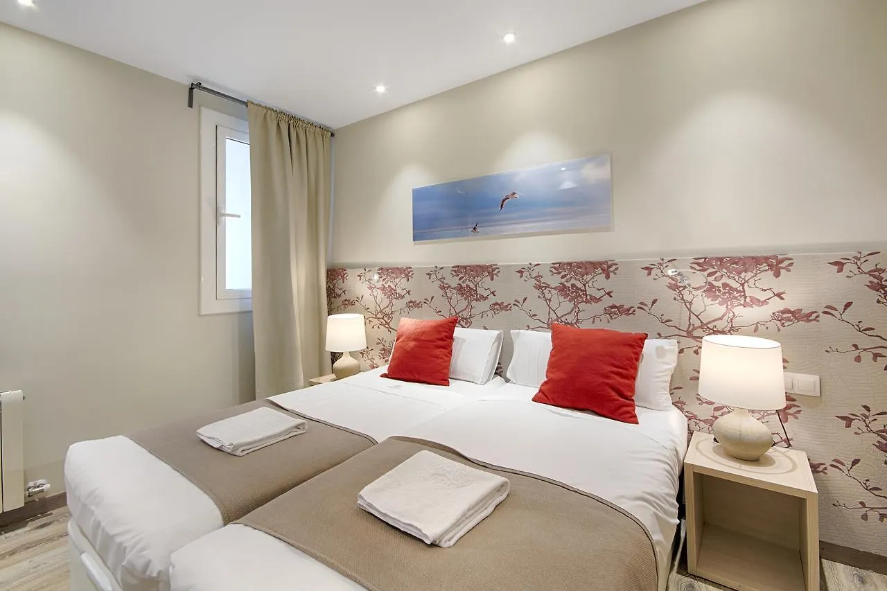 Eixample Building Apartments By Mercedes Heritage Barcelona Espanha